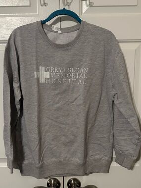 Grey+Sloan Memorial Hospital Gray Crewneck Sweatshirt